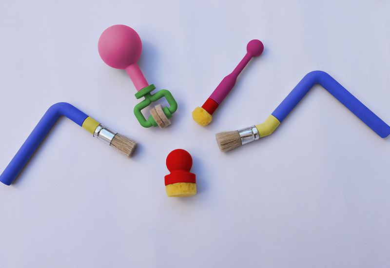 Adaptive Brush Set